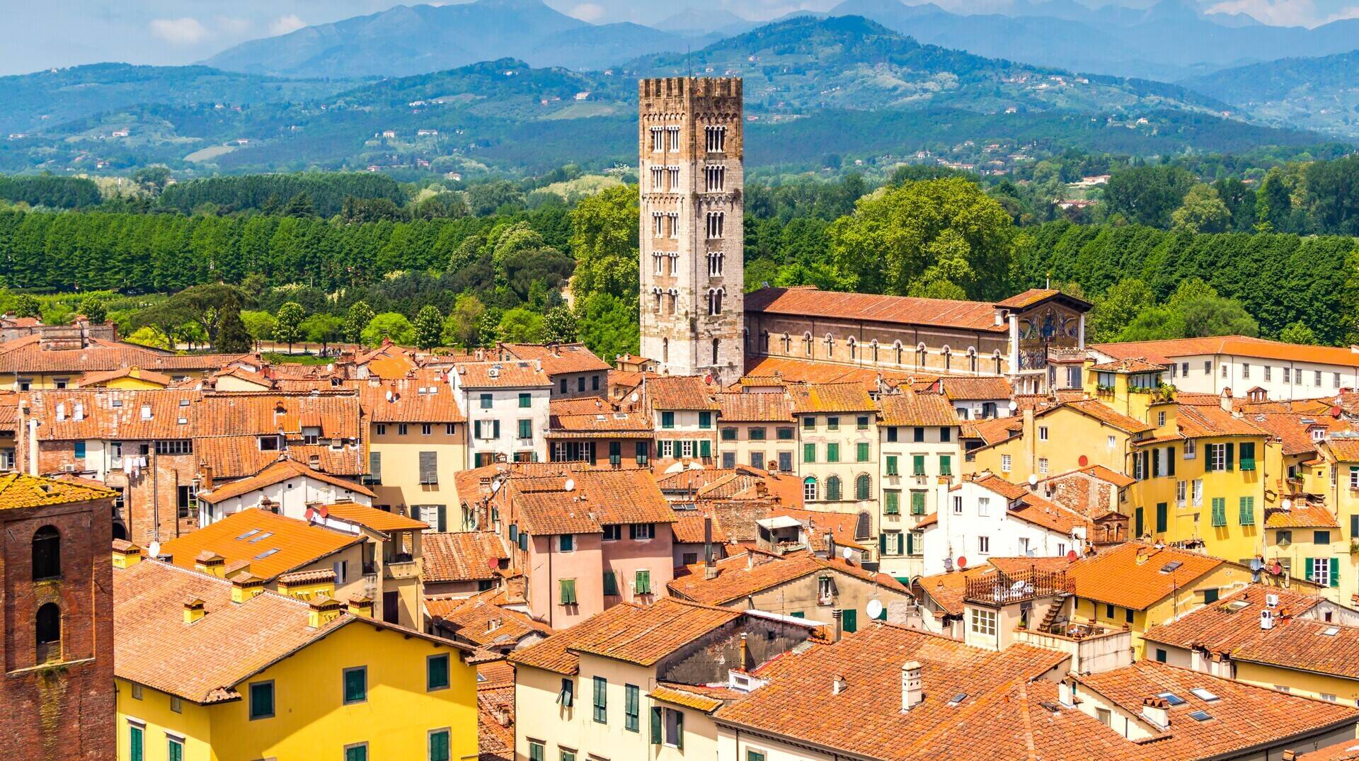 Lucca Holidays