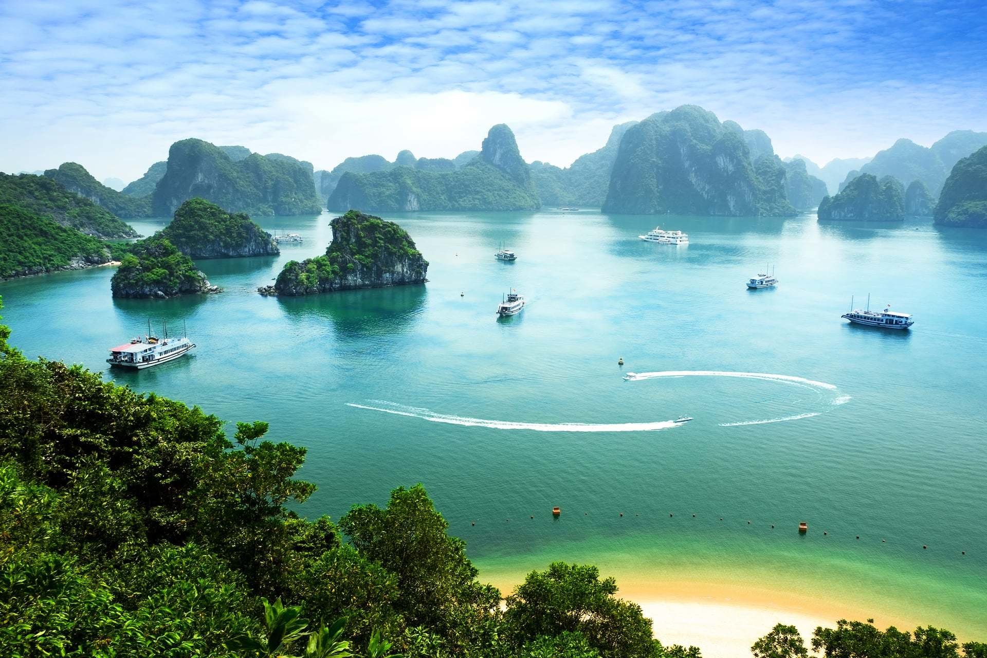 Hotels in Ha Long