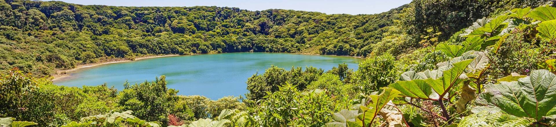 Costa Rica Básica, Tortuguero y Playas Caribe y del Pacífico en 4x4 Costa Rica Básica, Tortuguero y Playas Caribe y del Pacífico en 4x4