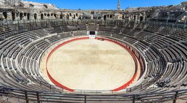 Nîmes