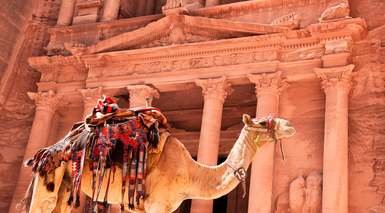 Jordania Legendaria: Amán, Petra, Mar Muerto y Noche en el Desierto