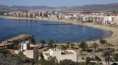 Aguilas