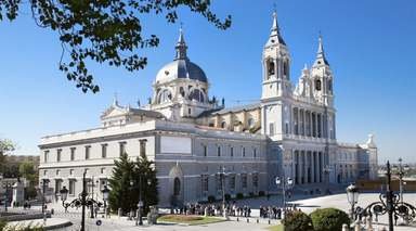 Palacio De Los Duques Gran Meliá  The Leading S Of The World - Madrid