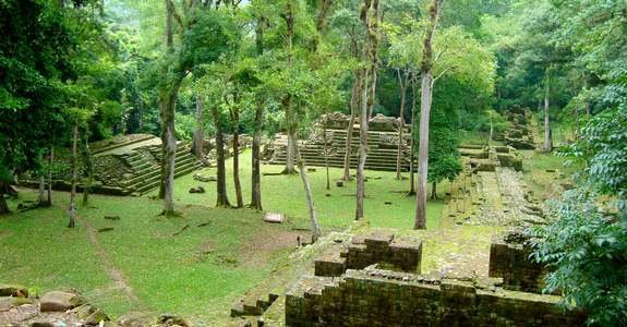 Guatemala Caribeño y Ruinas de Copán 
