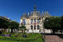 Suresnes