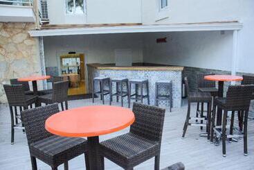 هتل Costa Mediterraneo