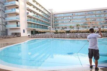 هتل Roquetas El Palmeral by Pierre & Vacances