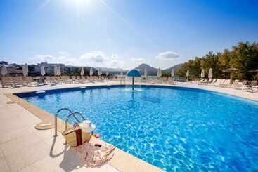 酒店 Thb Cala Lliteras   Adults Only