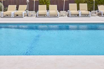 Universal Hotel Bikini