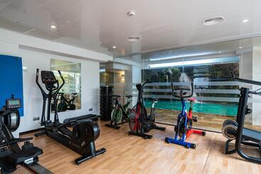 公寓式酒店  Thb Guya Playa