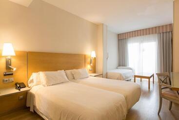 בית מלון כפרי Artiem Capri