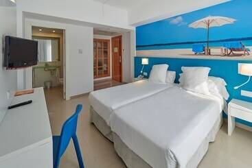 Отель Bq Carmen Playa Adults Only