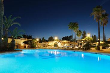 ホテル Castell Dels Hams