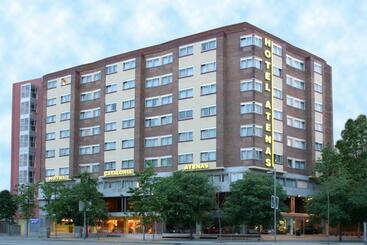 Отель Catalonia Atenas