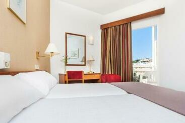 호텔 Globales Playa Santa Ponsa