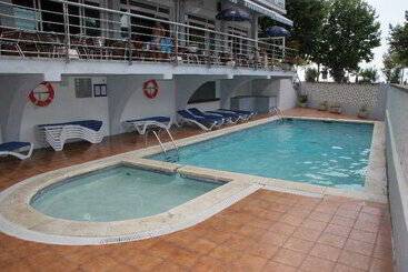 فندق Internacional