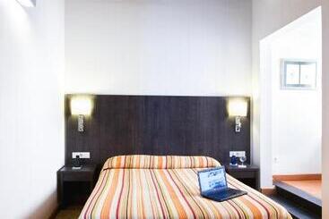 ホテル Miramar Badalona