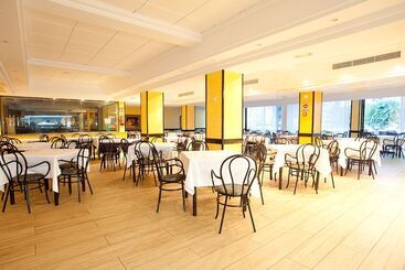 בית מלון כפרי Mix Peymar