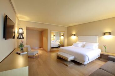 호텔 NH Collection Cáceres Palacio De Oquendo