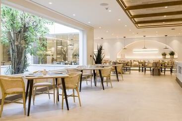 Апарт-отель Ilunion Menorca