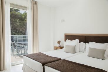 Portodrach Aparthotel & Suites