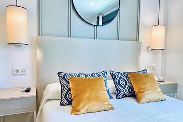 Apartamentos Marina Luz