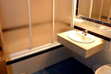 هتل Hostal Puente Del Rey Alojamientos Rocio Doñana