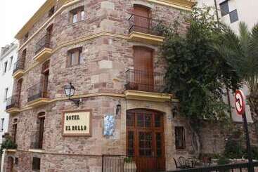 ホテル El Rullo