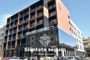 فندق Pedro I De Aragon 4 Estrellas Superior