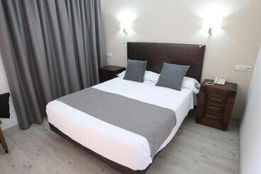 호텔 Restaurante Santa Cruz