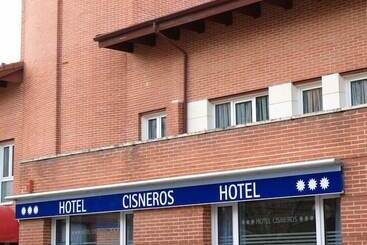 酒店 Cisneros