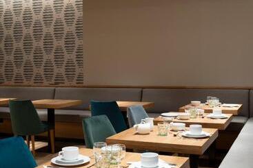 فندق Ciudad De Logrono