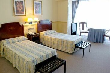 Отель Lur Gorri