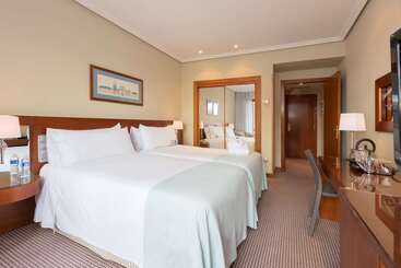 ホテル Madrid Alameda Aeropuerto, Affiliated By Meliá