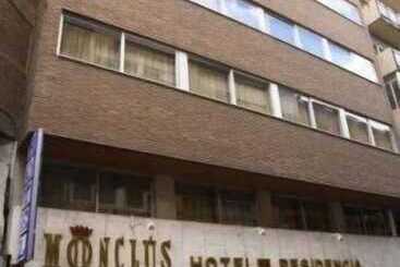 호텔 Monclus