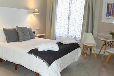 בית מלון כפרי Ares