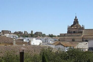 هتل Casa De Carmona