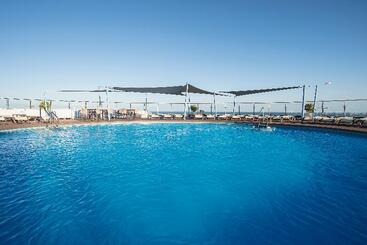 בית מלון כפרי El Puerto By Pierre Vacances