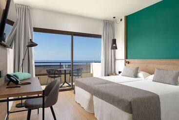 هتل Fergus Puerto de la Cruz