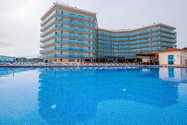 هتل Golden Donaire Beach