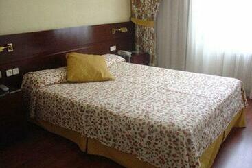 فندق Fornells Park