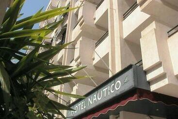酒店 Nautico