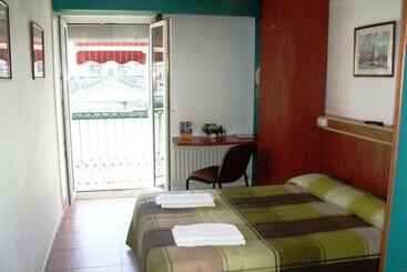 여관 Ria De Bilbao