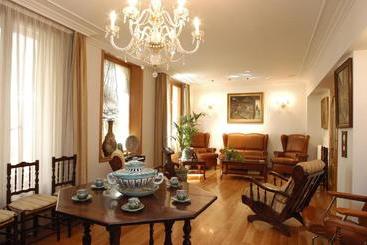 هتل Hostal Aragón