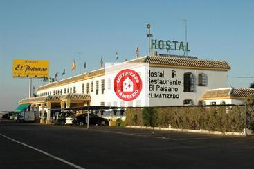 Hotelli Hostal El Paisano by OYO Rooms