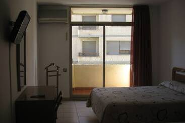酒店 Hostal Fontdemora