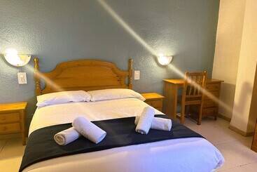 هتل Barraca Suites