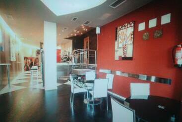 هتل Hostal Texas 2
