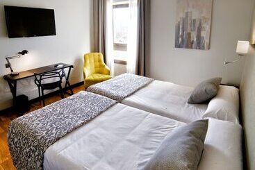 فندق Parque Real