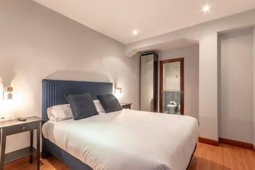 פנסיון Arenal Suites Bilbao